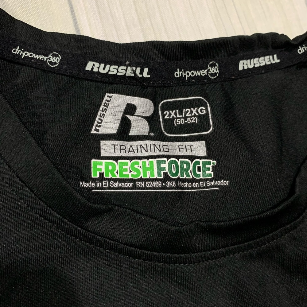 Russell tee - Picture 2 of 6